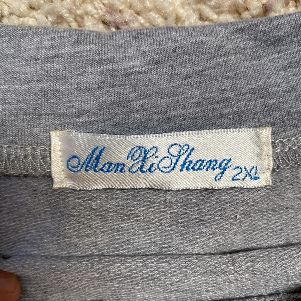 Womens Man Xi Thang 2XL top. - Picture 9 of 11